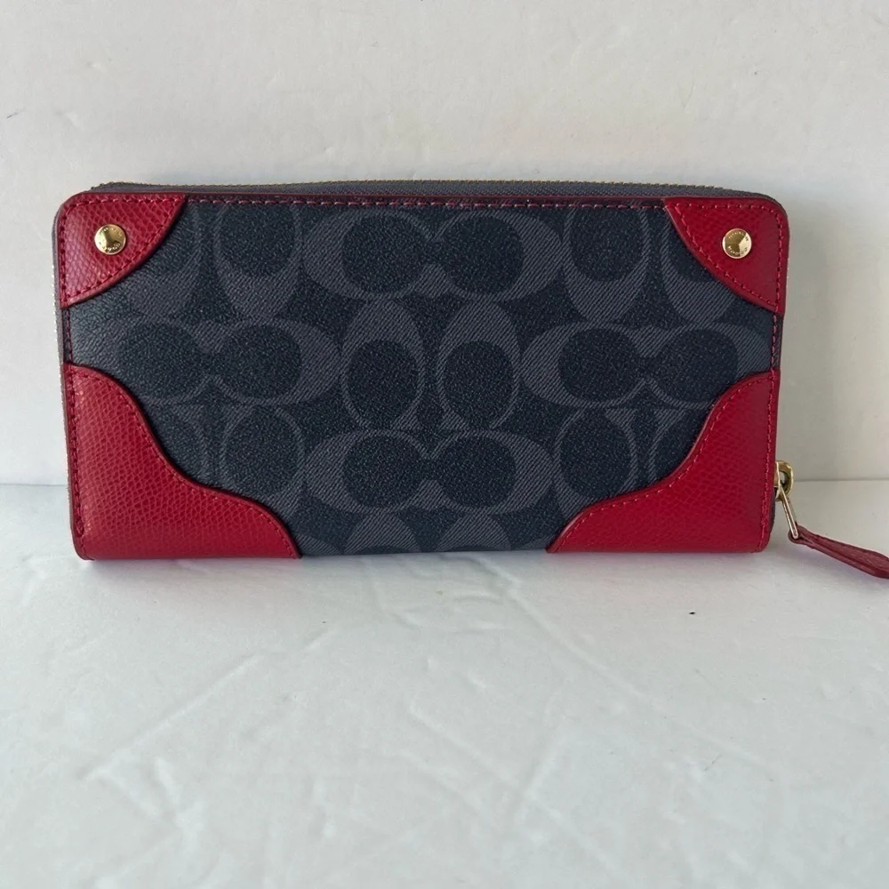 Coach NWOT “Mickie” Zip Wallet In Denim Signature Print Coated Canvas F53780